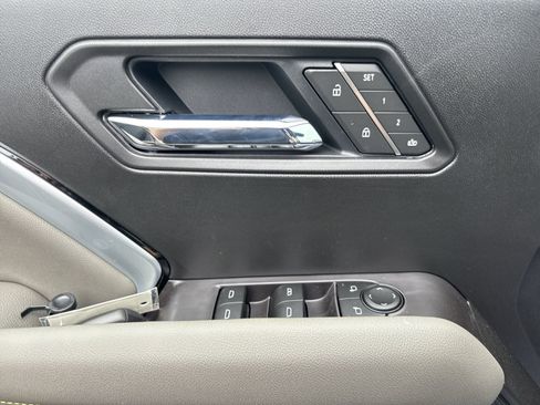 New 2026 Chevrolet Colorado ZR2 w/ Technology Package image 16