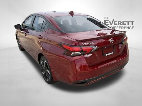 Used 2025 Nissan Versa SR w/ Trunk Package FWD image 5