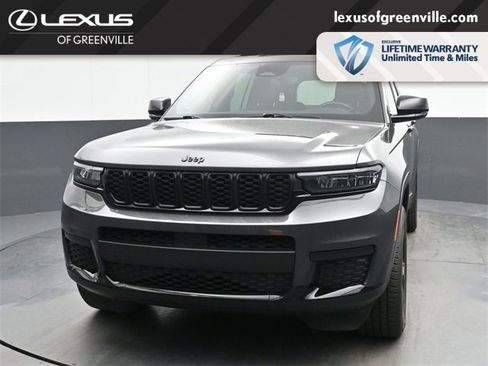 Used 2022 Jeep Grand Cherokee L Laredo image 3