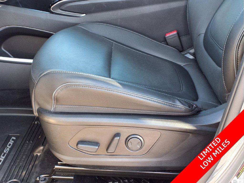 Used 2024 Hyundai Tucson Limited AWD/4WD image 24