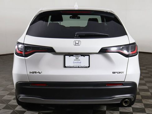 Used 2025 Honda HR-V Sport image 11