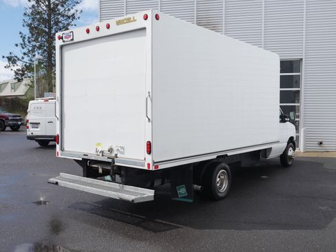 Certified 2025 Ford E-450 and Econoline 450 Super Duty w/ Power Equipment Group RWD image 15