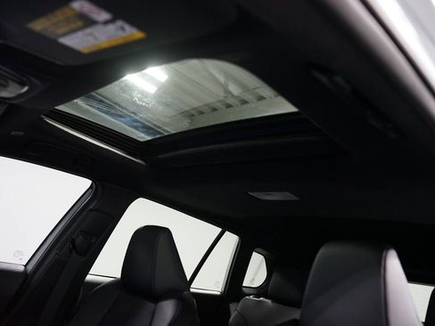 Used 2025 Toyota Corolla Cross AWD Hybrid w/ Convenience Package image 36