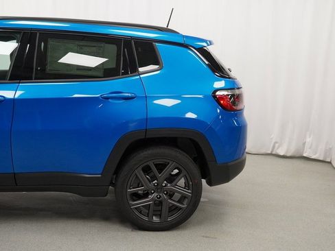New 2026 Jeep Compass Latitude AWD/4WD image 16