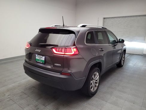 Used 2019 Jeep Cherokee Latitude Plus FWD image 9
