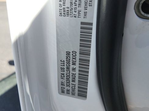 Used 2021 RAM 3500 Tradesman w/ Safety Group AWD/4WD image 18
