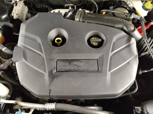 Used 2017 Ford Fusion Platinum image 30