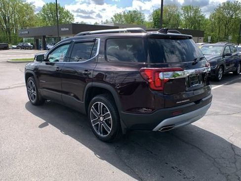 Used 2021 GMC Acadia SLT AWD/4WD image 3