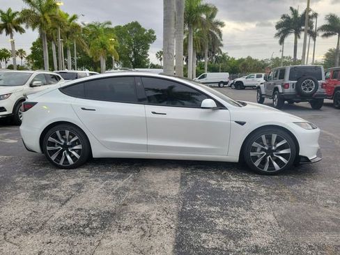 Used 2025 Tesla Model 3 Long Range AWD/4WD image 3