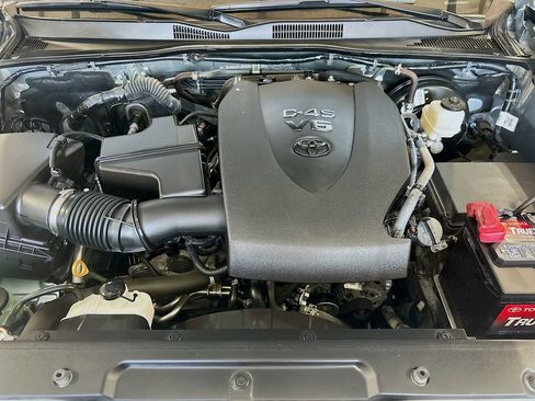 Used 2023 Toyota Tacoma SR5 w/ Technology Package AWD/4WD image 25