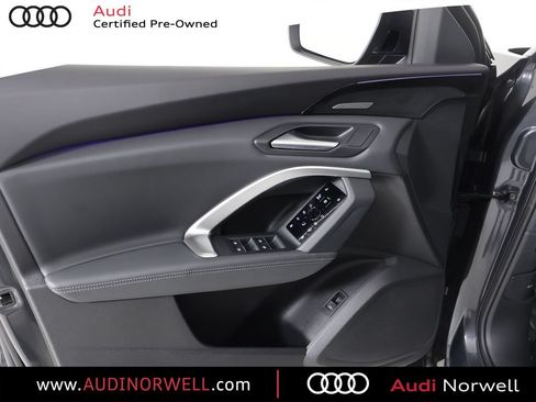 Certified 2025 Audi Q5 Premium Plus w/ Premium Plus AWD/4WD image 21