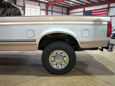 Used 1997 Ford F250 4x4 SuperCab Heavy Duty image 5