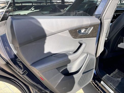 New 2026 Audi Q8 Premium Plus image 18