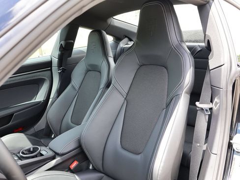 Certified 2026 Porsche 911 GT3 RWD image 5