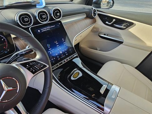 Certified 2024 Mercedes-Benz GLC 300 GLC 300 image 21