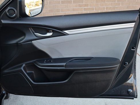 Used 2017 Honda Civic EX-T image 25