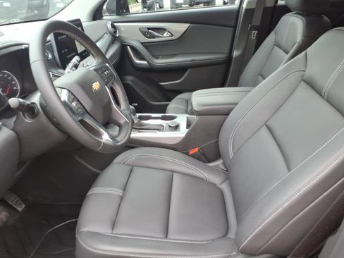 Used 2024 Chevrolet Blazer LT w/ Sound & Technology Package AWD/4WD image 17