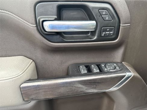 Used 2019 Chevrolet Silverado 1500 LTZ w/ LTZ Plus Package RWD image 17