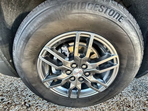 Certified 2025 GMC Acadia Elevation image 31