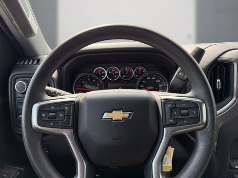 Certified 2023 Chevrolet Silverado 2500 Custom w/ Custom Value Package AWD/4WD image 19