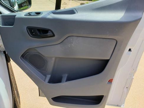 Used 2018 Ford Transit 150 130 Low Roof RWD image 17
