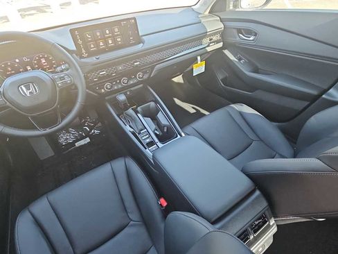 New 2025 Honda Accord EX-L image 22