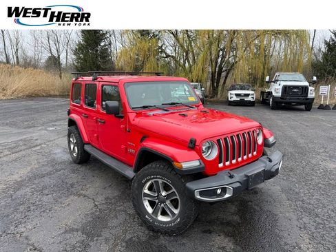Used 2018 Jeep Wrangler Unlimited Sahara w/ Dual Top Group AWD/4WD image 1