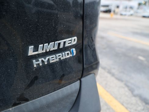Used 2022 Toyota RAV4 Limited AWD/4WD image 12