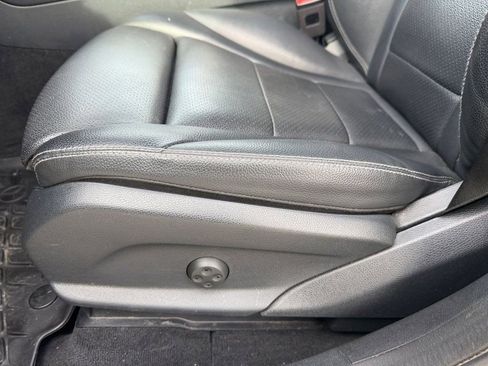 Used 2022 Mercedes-Benz GLC 300 image 12