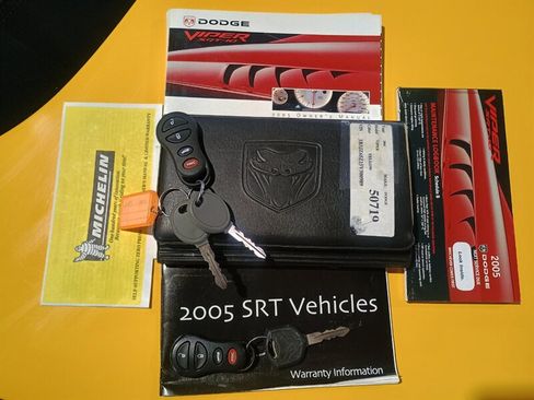 Used 2005 Dodge Viper SRT-10 image 72