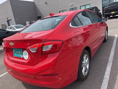 Used 2018 Chevrolet Cruze LT image 19