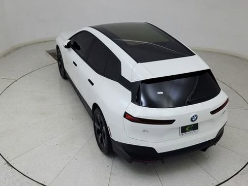 Used 2025 BMW iX xDrive50 w/ Convenience Package image 78