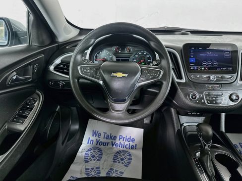 Used 2023 Chevrolet Malibu LT FWD image 21