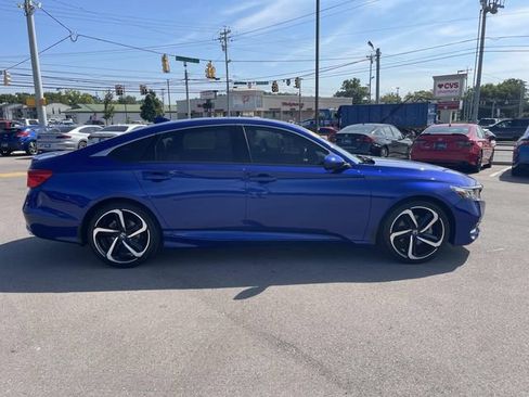 Used 2020 Honda Accord Sport image 6