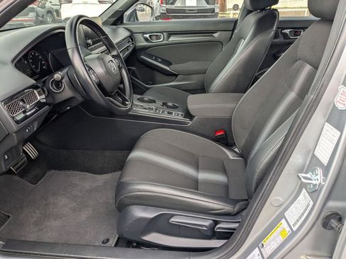 Used 2025 Honda Civic Sport image 11