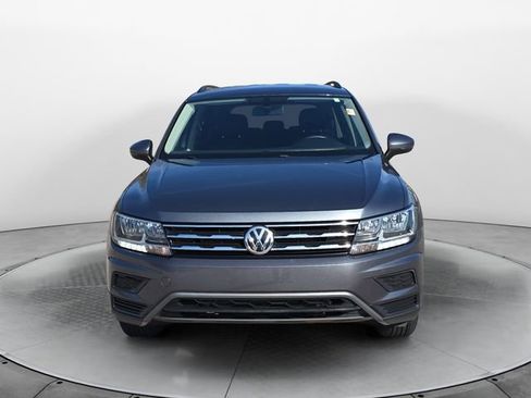 Used 2020 Volkswagen Tiguan SE image 8