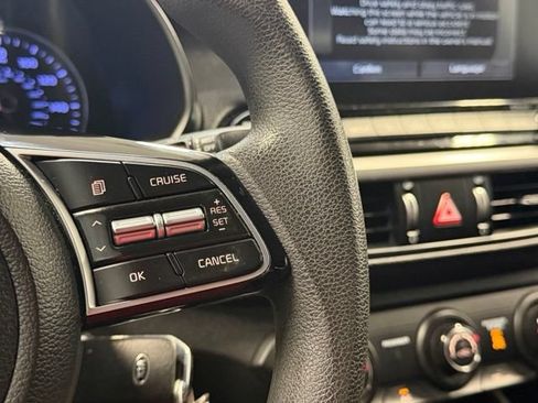 Used 2020 Kia Forte LXS FWD image 16