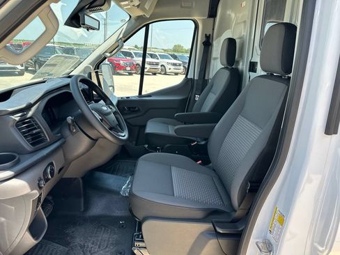 New 2026 Ford Transit 150 148 Medium Roof AWD image 11