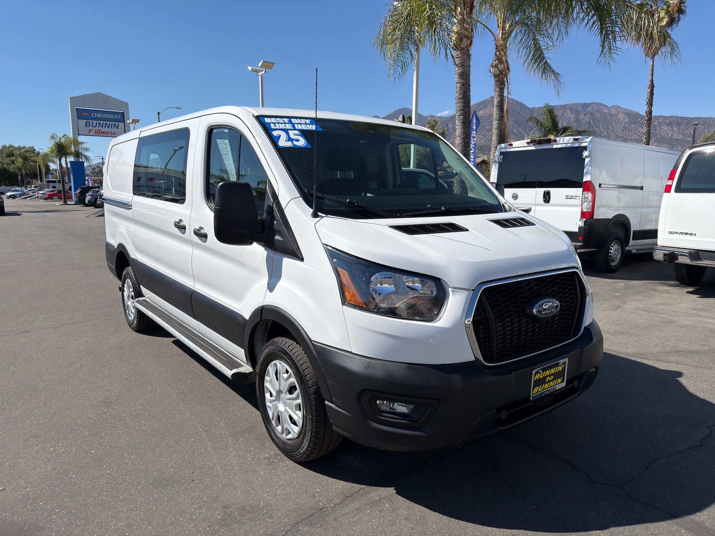 Used 2025 Ford Transit 250 Low Roof w/ Exterior Upgrade Package RWD image 2