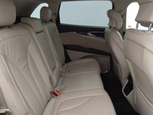 Used 2017 Lincoln MKX Reserve image 19