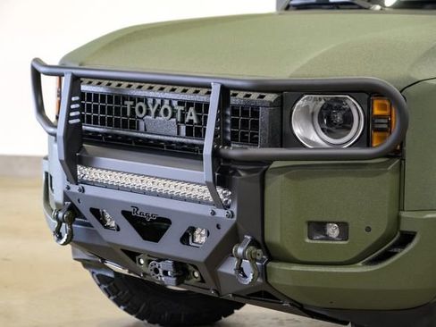 Used 2025 Toyota Land Cruiser image 21