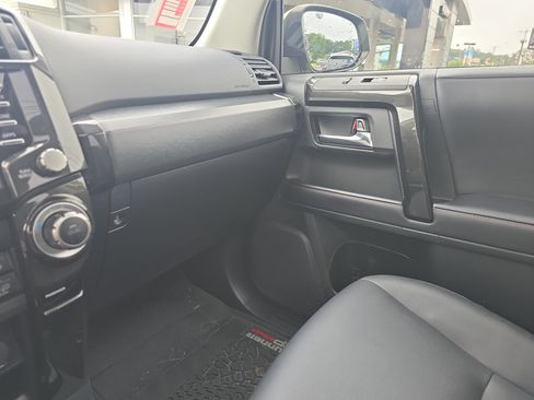 Used 2022 Toyota 4Runner TRD Pro AWD/4WD image 40