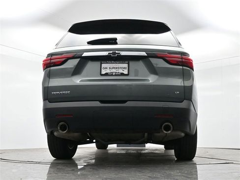 Used 2023 Chevrolet Traverse LT image 32