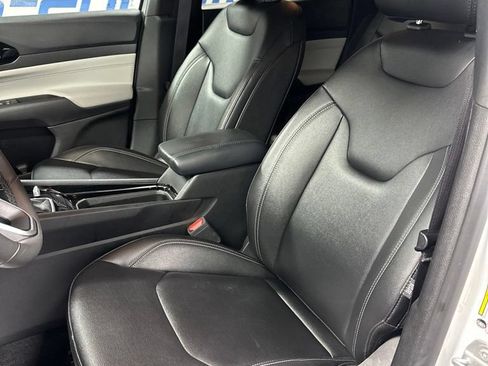 Used 2025 Jeep Compass Limited AWD/4WD image 14