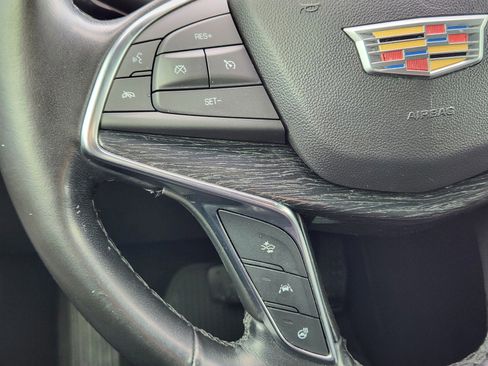 Used 2020 Cadillac XT5 Premium Luxury image 22