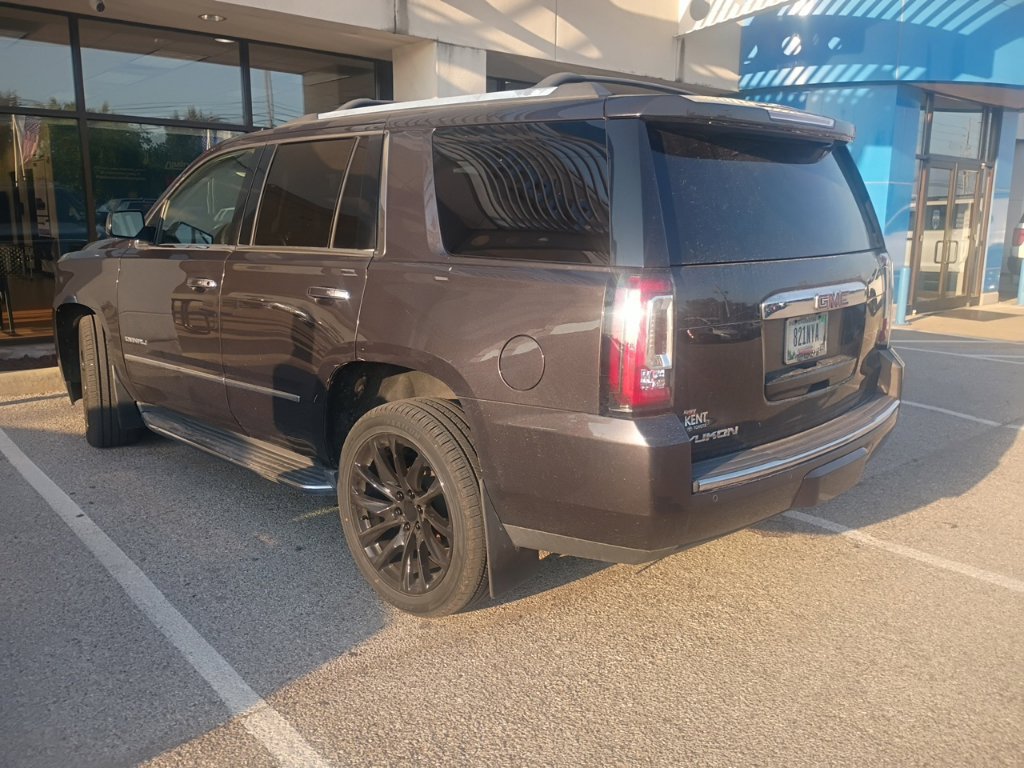 Used 2017 GMC Yukon Denali w/ Open Road Package AWD/4WD image 7