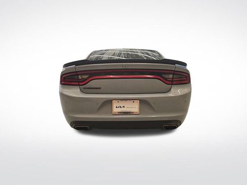 Used 2021 Dodge Charger SXT w/ Blacktop Package image 4