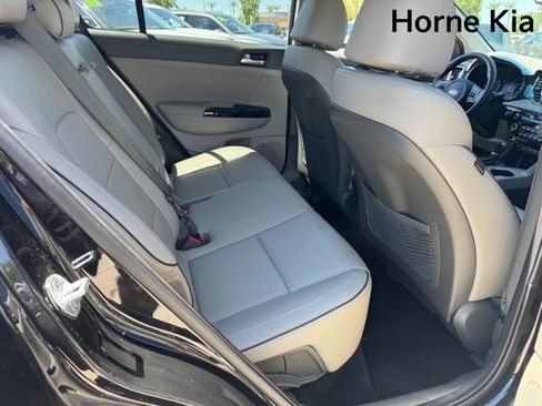 Used 2019 Kia Sportage EX w/ EX Premium Package FWD image 29