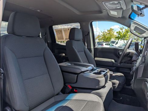Used 2022 Chevrolet Silverado 1500 Custom Trail Boss w/ Safety Confidence Package AWD/4WD image 28