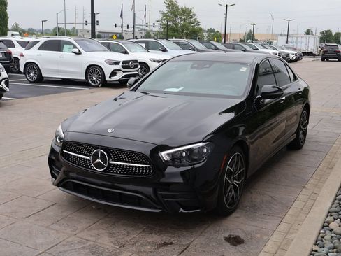 Used 2023 Mercedes-Benz E 450 4MATIC Sedan image 4